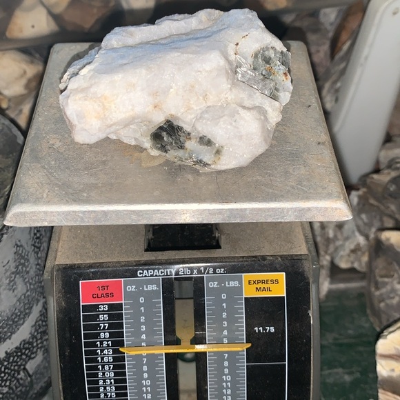 Quartz Rock with Muscovite 5oz - Picture 8 of 8